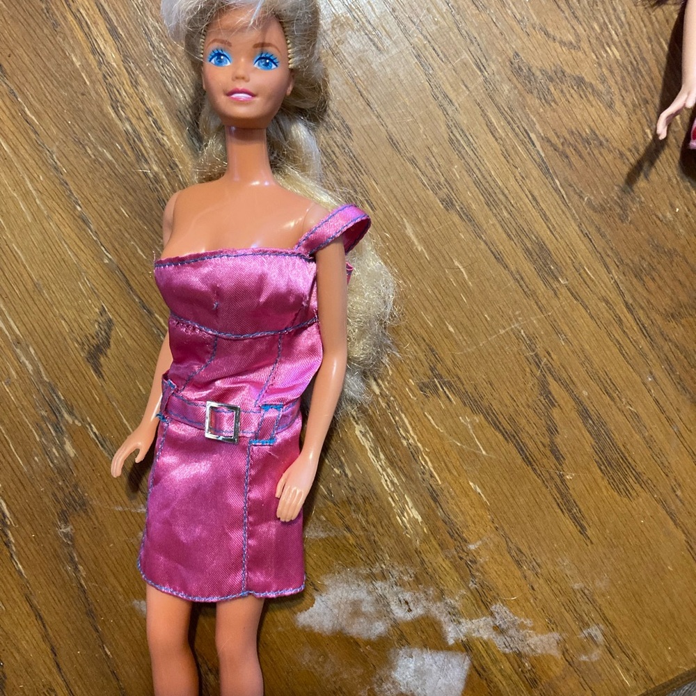 Vintage Barbie 1966 blonde hair blue eyes
